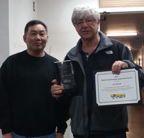 JDv_IWGSC_Award_MCL_20160114_165415 JDv_IWGSC_Award_MCL_20160114_165415